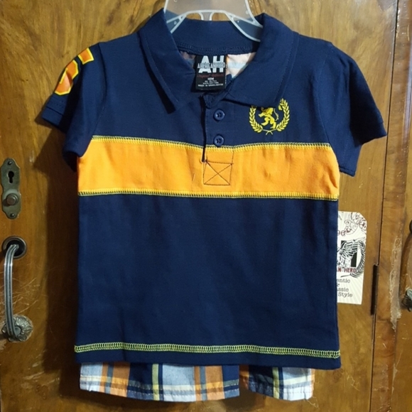 3 Little Boys Short Sets - Picture 7 of 8